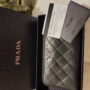 Prada Saffiano Fiocco Quilted leather Wallet/ COA/Box